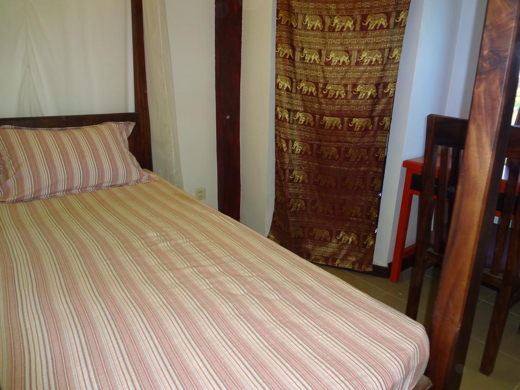 Red House Hotel Koh Dach Екстериор снимка
